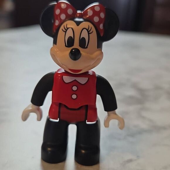 Lego Minnie Mouse Red Swimsuit - Picture 2 of 6